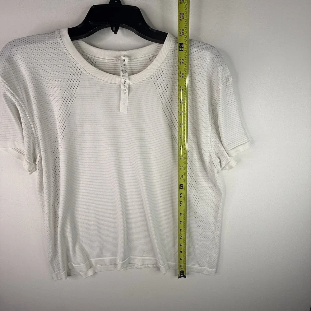 lululemon Women's Short Sleeve Crew Neck White 14